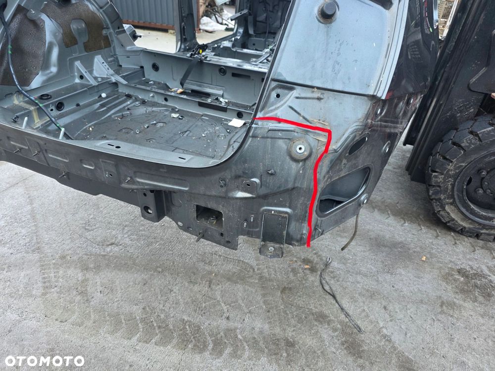 ĆWIARTKA WANNA PAS TYLNY AUDI Q5 FY 80A ORYGINAŁ ! *2 - 3