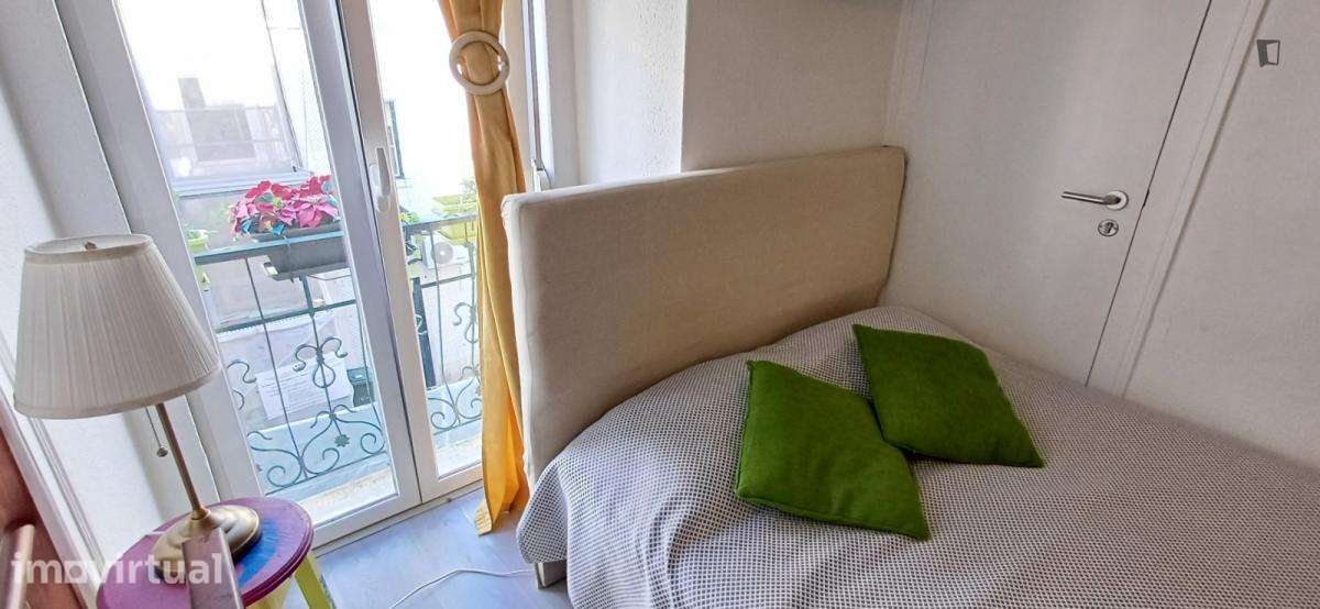 Quarto - localizado em Arroios Lisbon - Grande imagem: 4/36