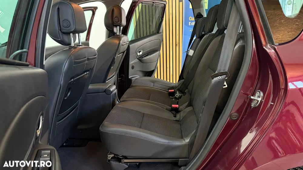Renault Scenic - 17