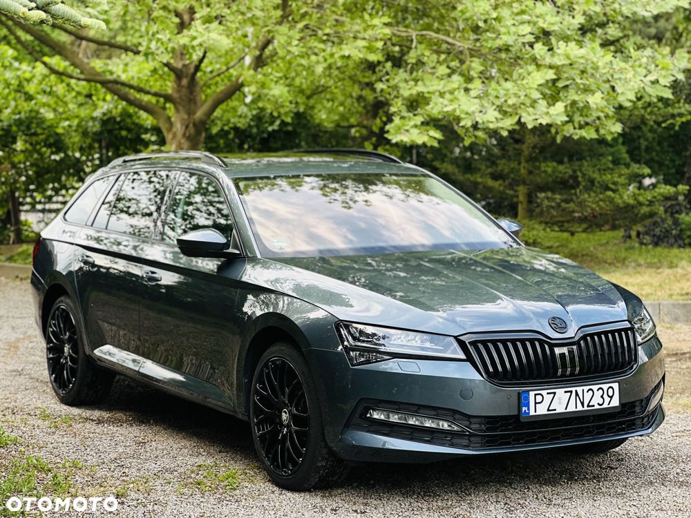 Skoda Superb 2.0 TDI DSG Premium Edition - 1