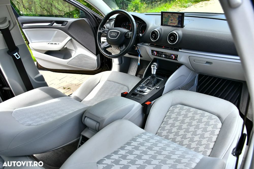 Audi A3 1.6 TDI Sportback (clean diesel) S tronic Attraction - 17