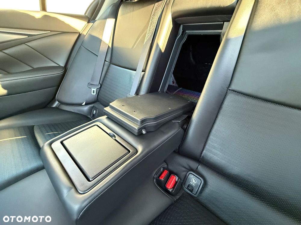 Infiniti Q50 - 13