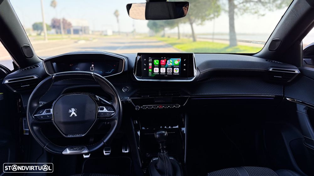 Peugeot 2008 1.2 PureTech GT Line - 8