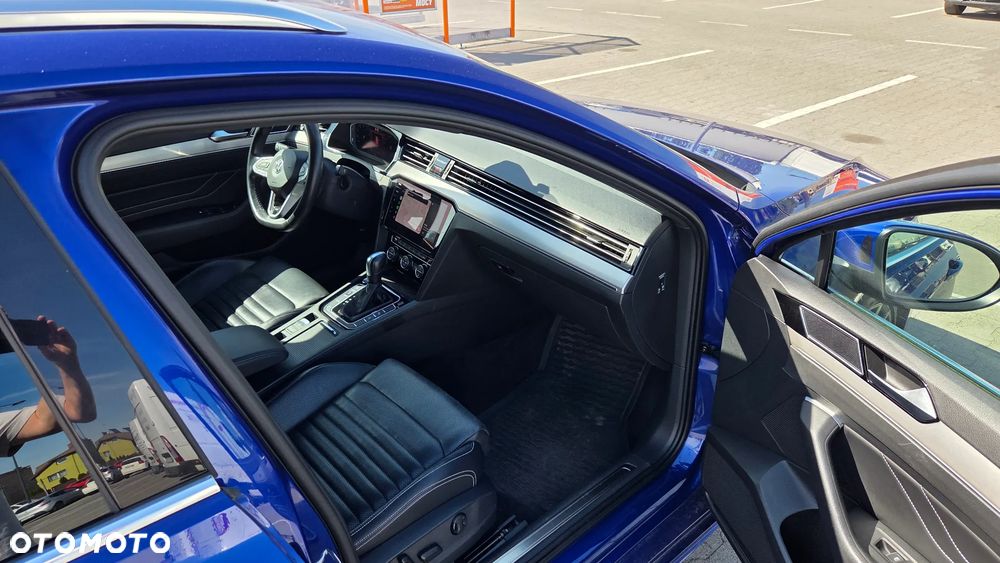 Volkswagen Passat 2.0 TSI Elegance DSG - 8