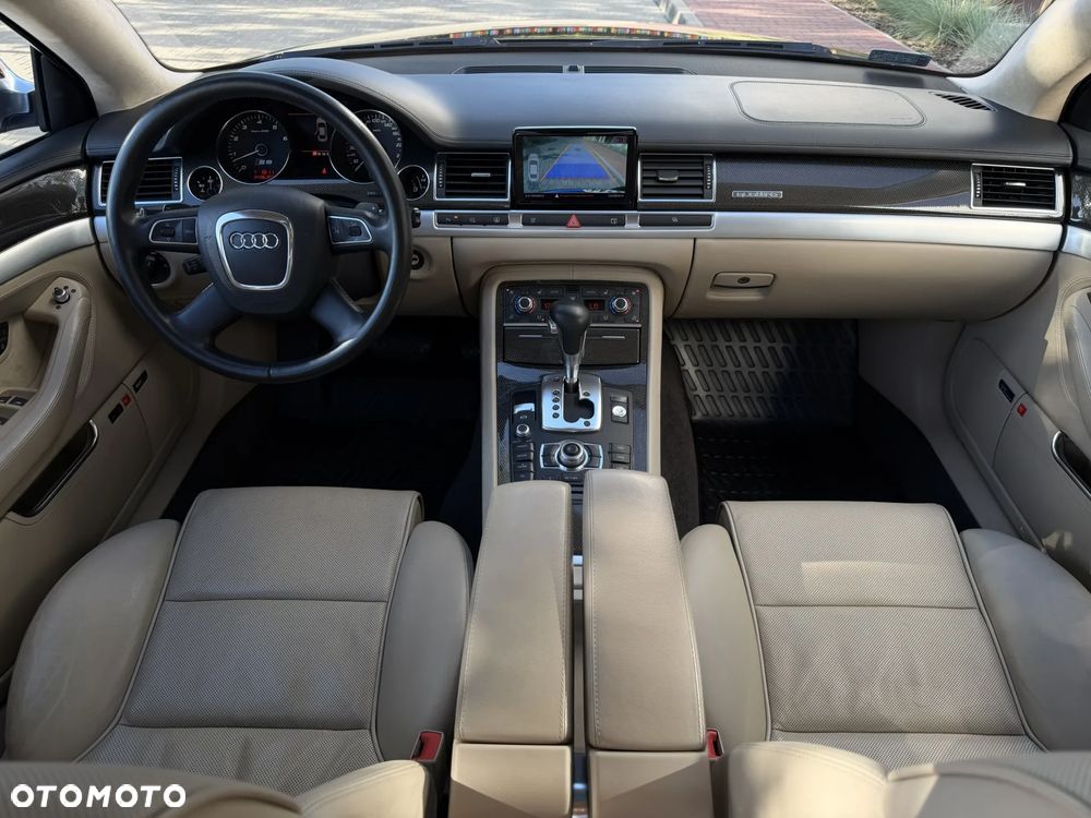 Audi S8 - 7