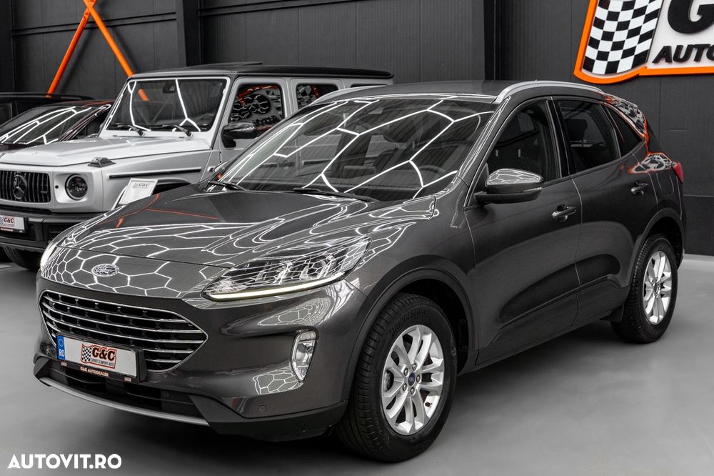 Ford Kuga 2.5 Duratec FHEV FWD Titanium - 26