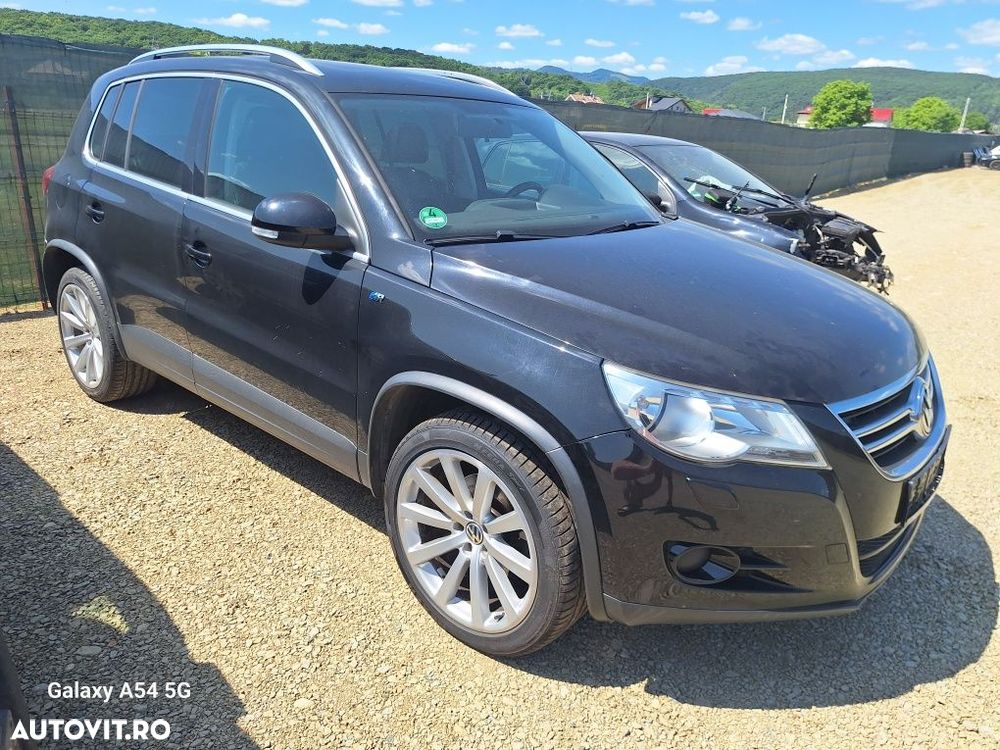 Dezmembrez VW Tiguan R-line 2010 2.0 tfsi CAW cod culoare LC9X - 2