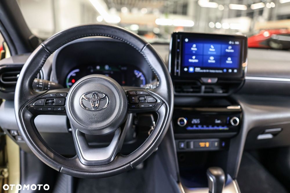 Toyota Yaris Cross Hybrid 1.5 Comfort - 24