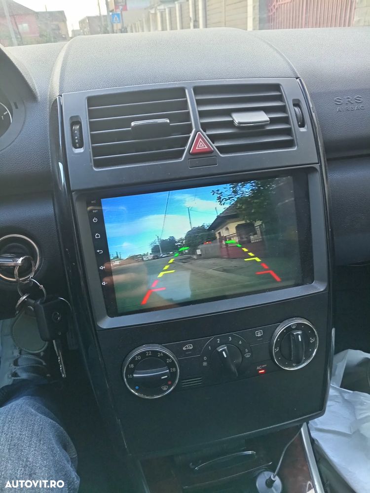 Mercedes-Benz A 180 - 4