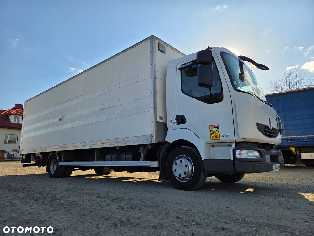 Renault Midlum 220 Atego Scania - 36