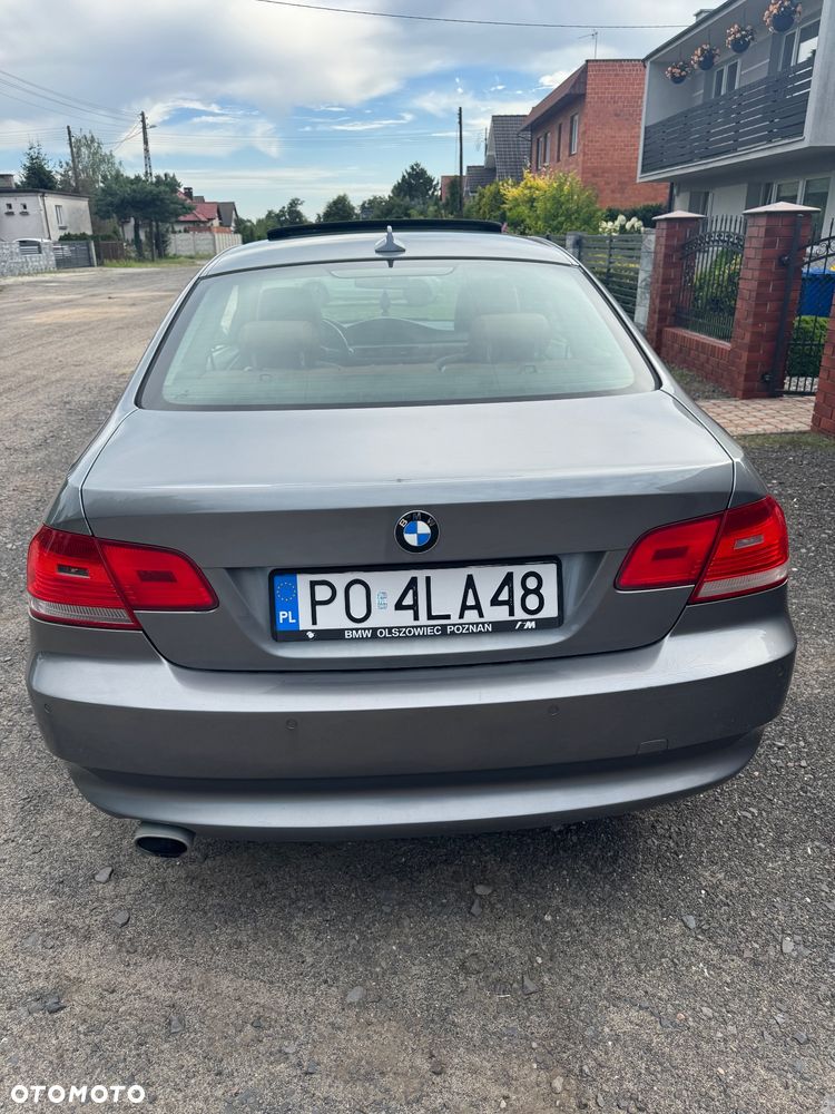 BMW Seria 3 320d - 5