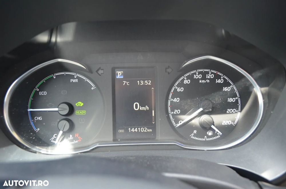 Toyota Yaris 1.5 VVT-i HSD Luna - 2