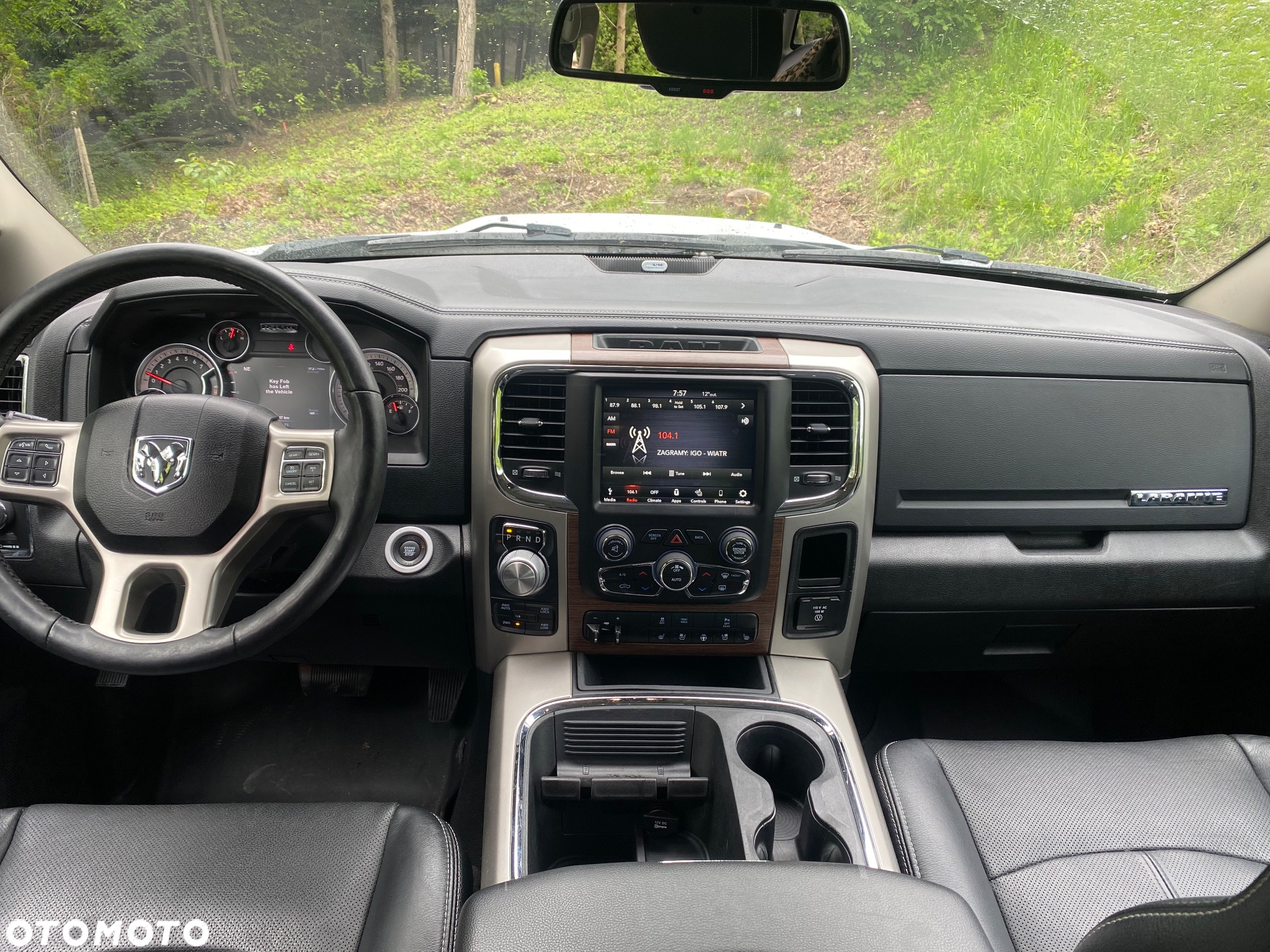 Dodge RAM 1500 5.7 4x4 - 6