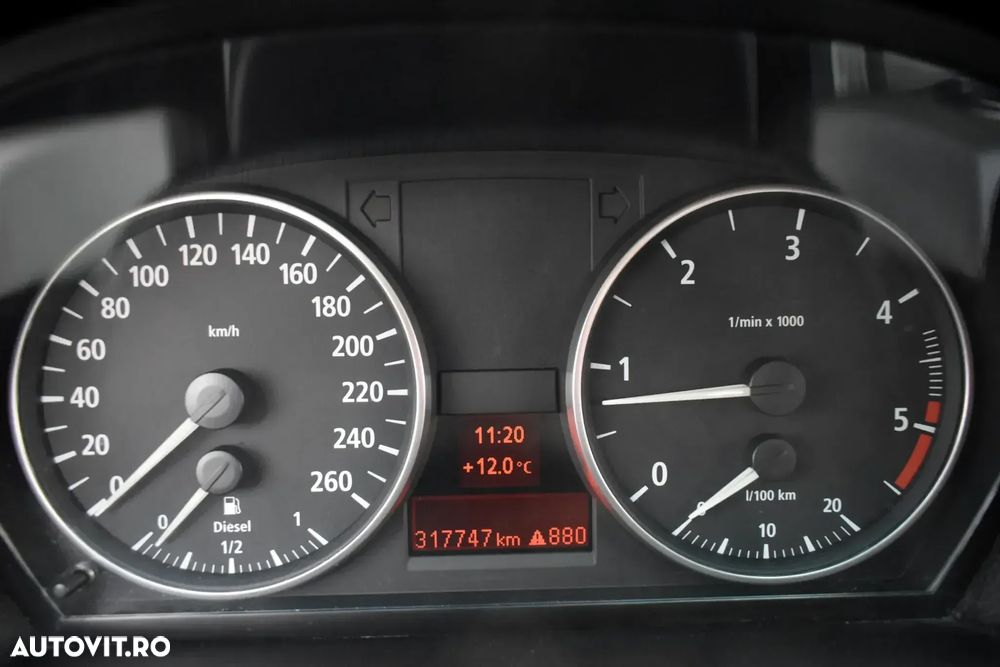 BMW Seria 3 320d - 17
