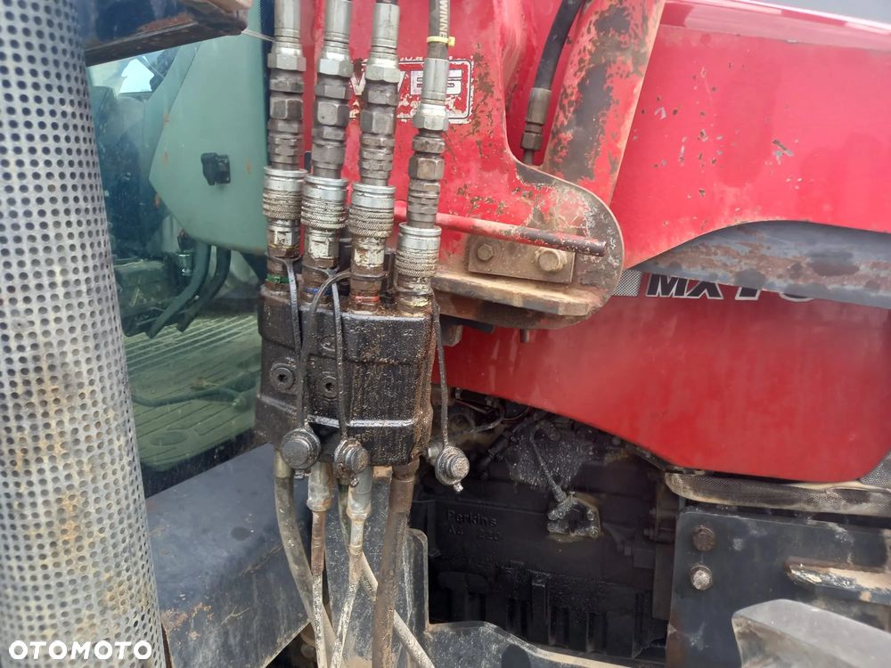 Ładowacz czołowy RODA Case MX100C - 2