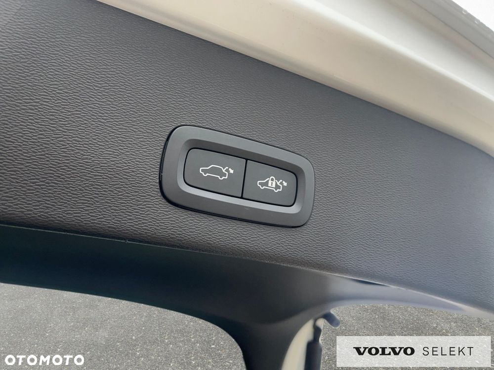 Volvo C40 - 16