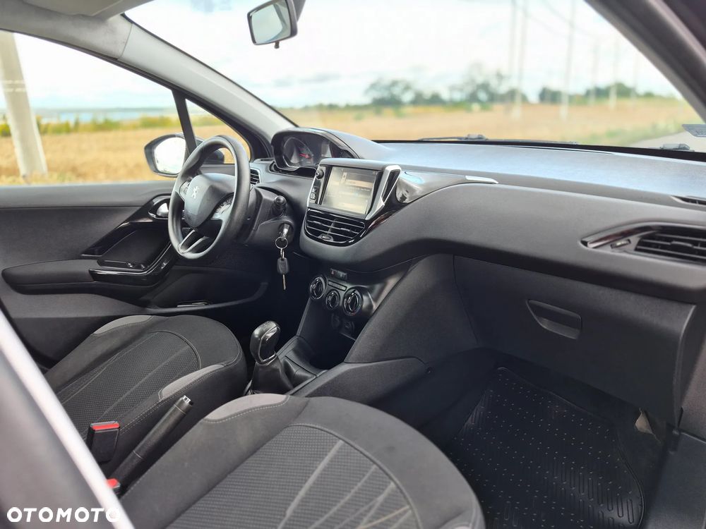 Peugeot 208 HDi 68 Access - 14