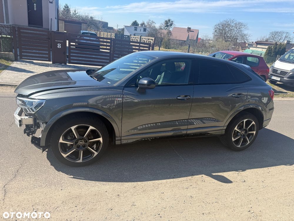 Audi Q3 Sportback 35 TFSI mHEV S-Line S tronic - 2