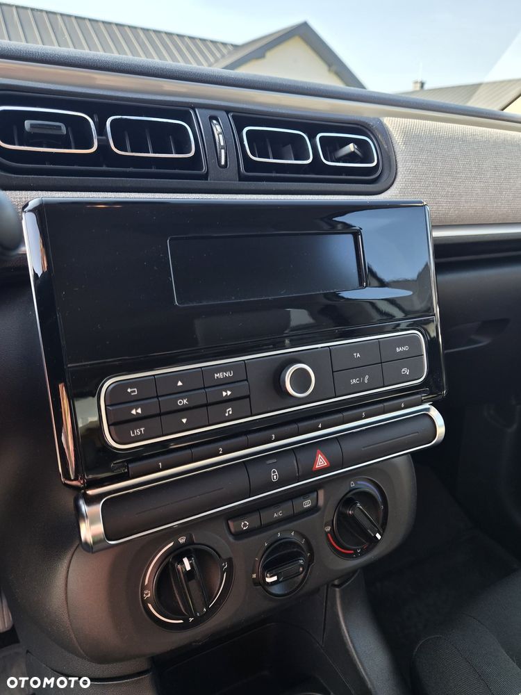 Citroën C3 1.2 PureTech Shine S&S - 8