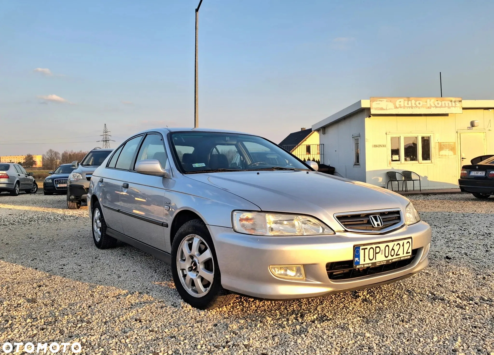Honda Accord 1.8i LS - 9