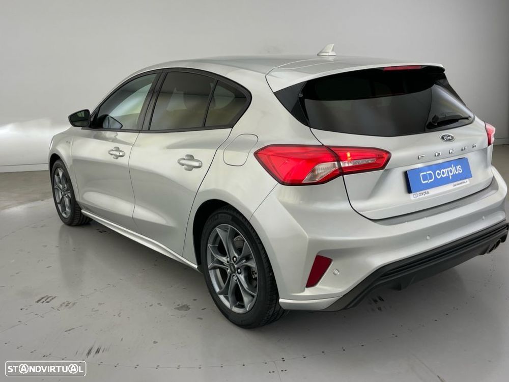 Ford Focus 1.0 EcoBoost MHEV ST-Line - 24