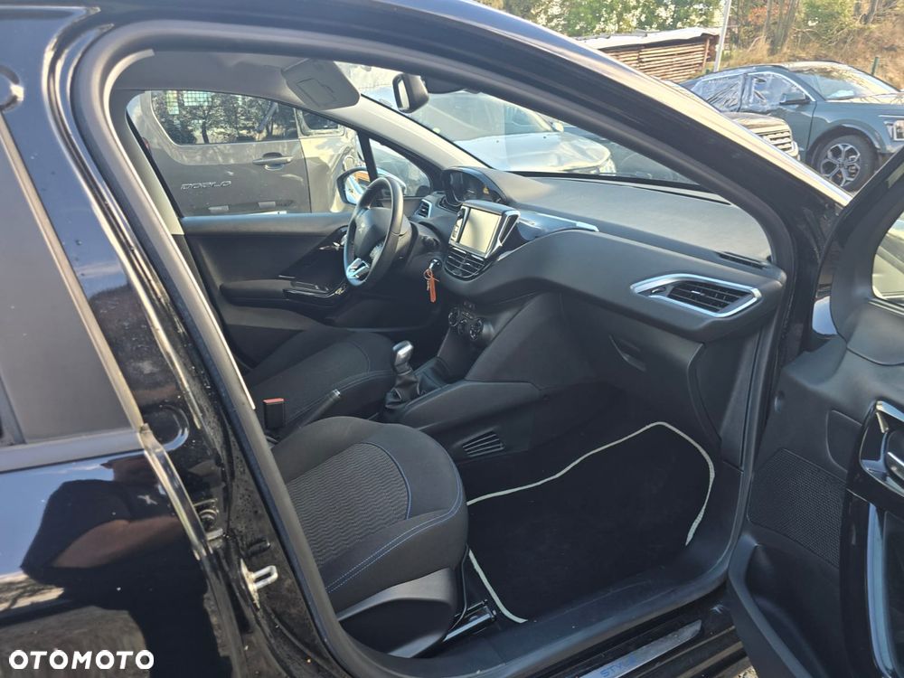 Peugeot 208 1.2 PureTech Access - 24