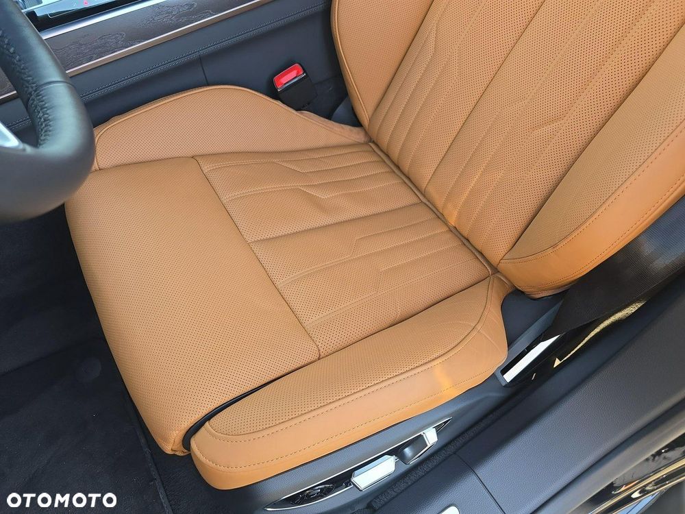 Audi A8 L 50 TDI quattro tiptronic - 12