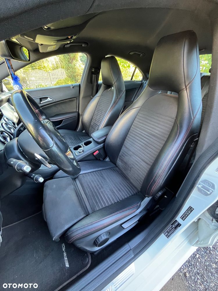Mercedes-Benz CLA 200 7G-DCT AMG Line - 11
