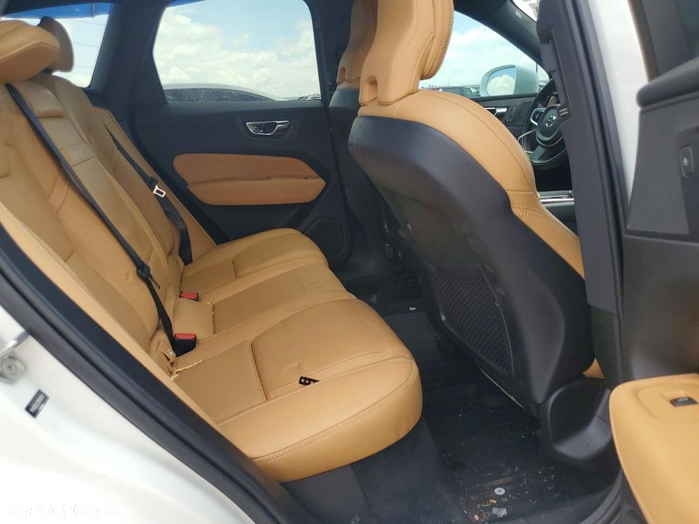 Volvo XC 60 T5 GPF AWD Inscription - 13