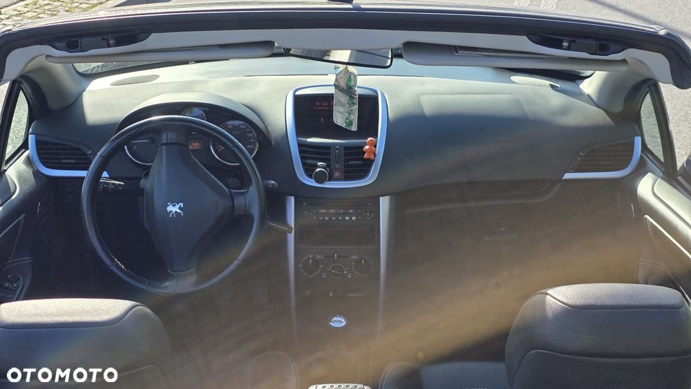 Peugeot 207 CC 1.6 Sport - 10