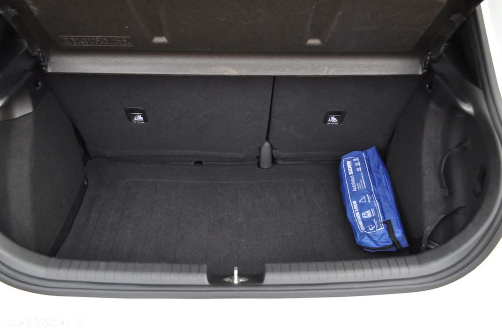 Hyundai i20 1.2 Pure - 30