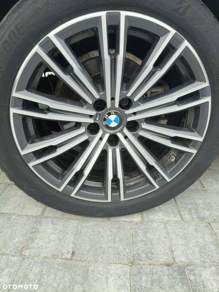 BMW Seria 3 320d xDrive Edition M Sport Shadow - 19