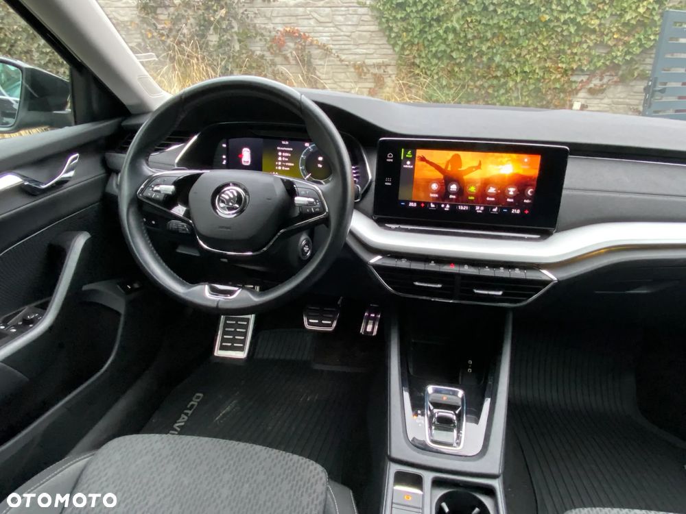 Skoda Octavia 2.0 TDI Ambition DSG - 22