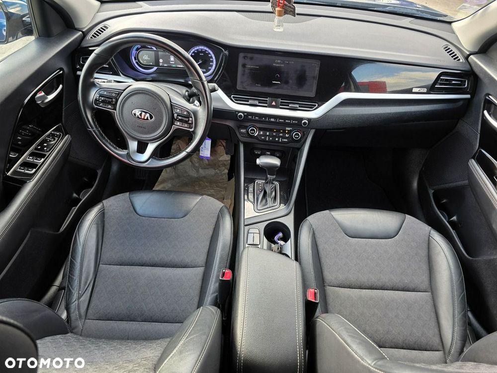 Kia Niro - 12