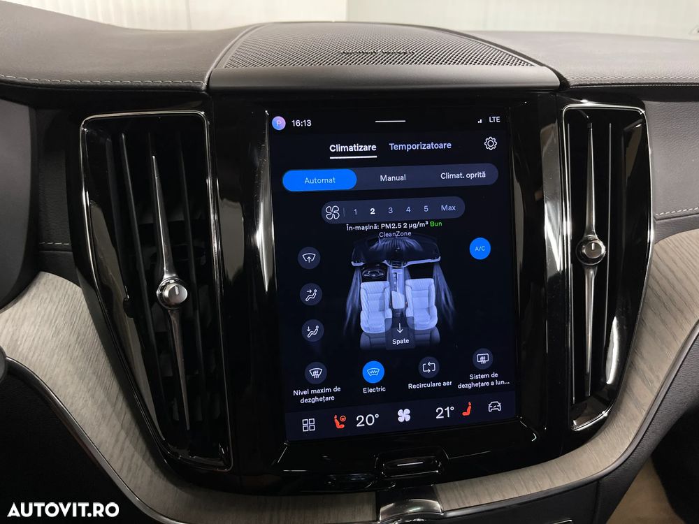 Volvo XC 60 B6 MHEV AT8 AWD Inscription - 19
