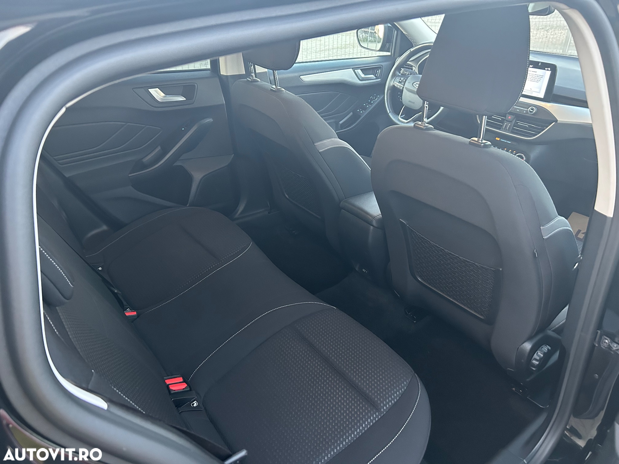 Ford Focus - 19