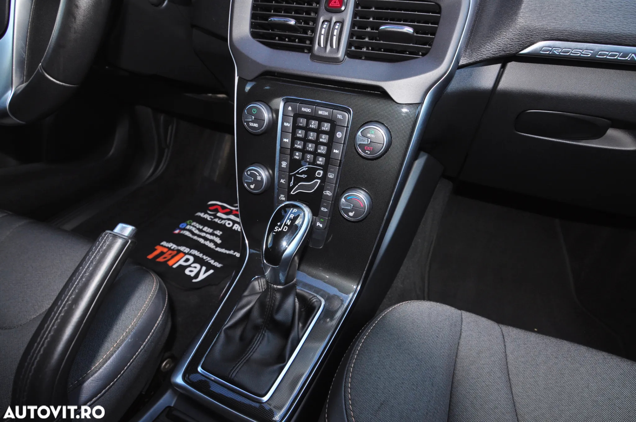 Volvo V40 Cross Country D2 Geartronic - 18
