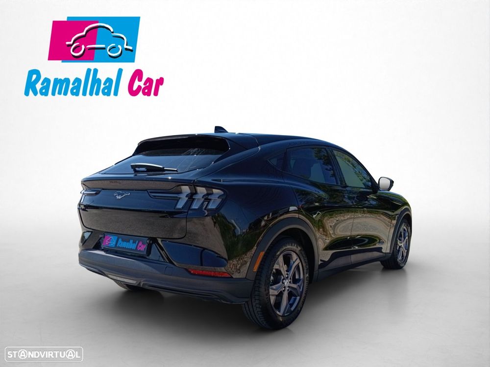 Ford Mustang Mach-E Standard - 9