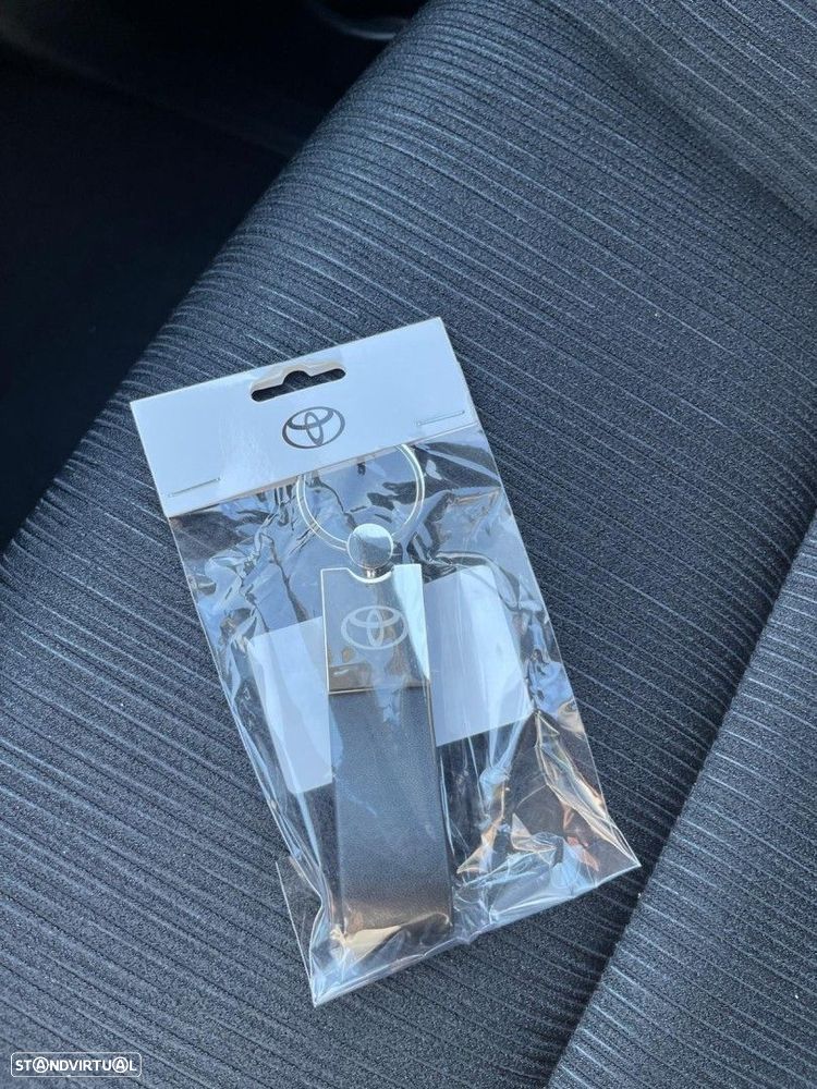 Toyota Hilux 2.4 D-4D 4WD CD CH Aut. - 52