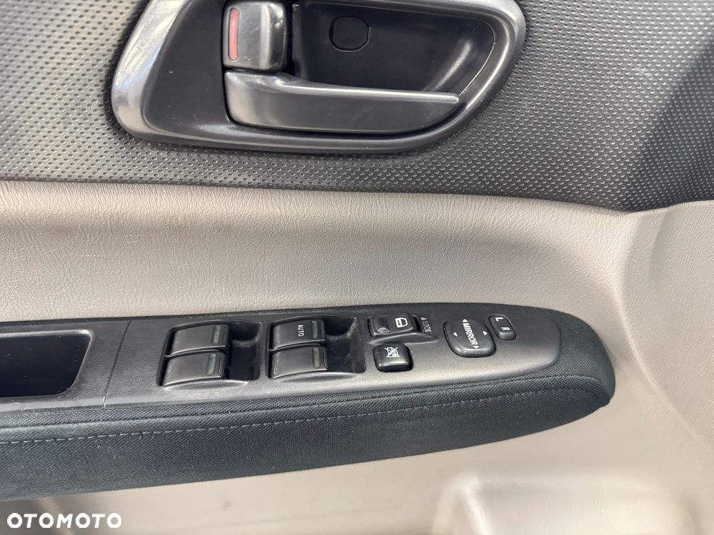 Subaru Forester 2.0X Plus - 18