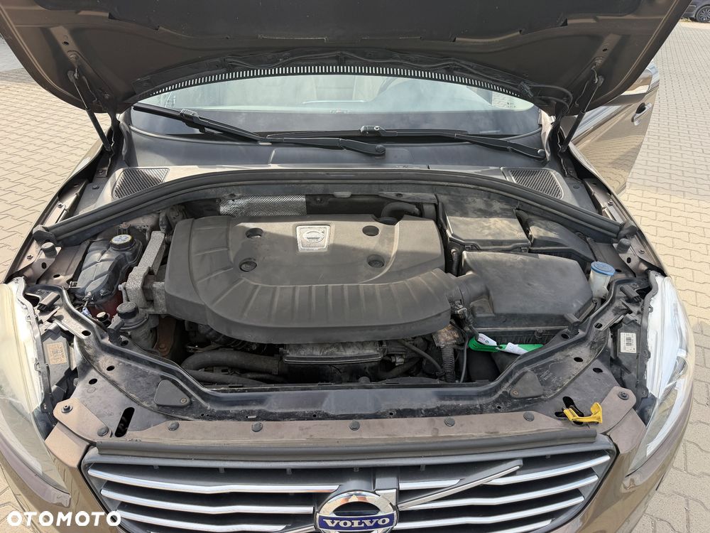 Volvo XC 60 D4 AWD Summum - 17