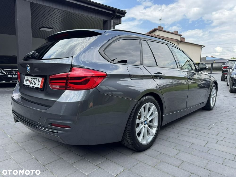 BMW Seria 3 320d Sport Line Shadow - 35