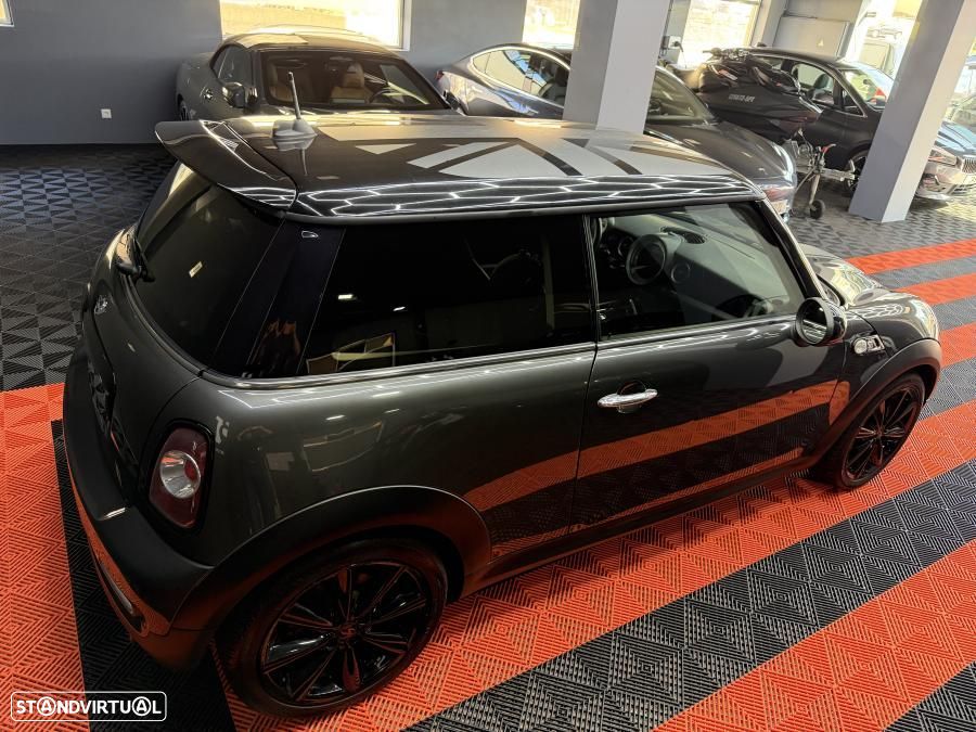 MINI 3 Portas Cooper SD - 32