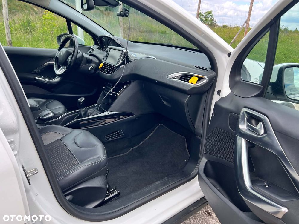 Peugeot 2008 - 10