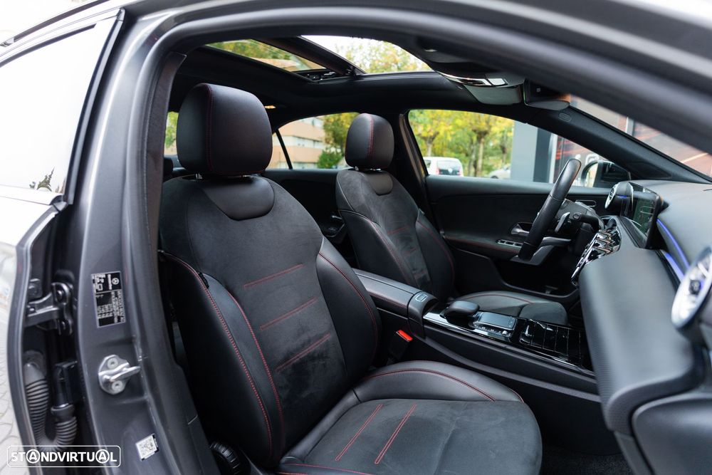 Mercedes-Benz A 250 Limousine e AMG Line - 26