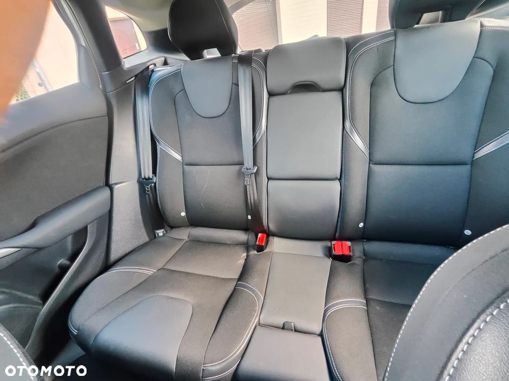 Volvo V40 D3 Drive-E Dynamic Edition - 19
