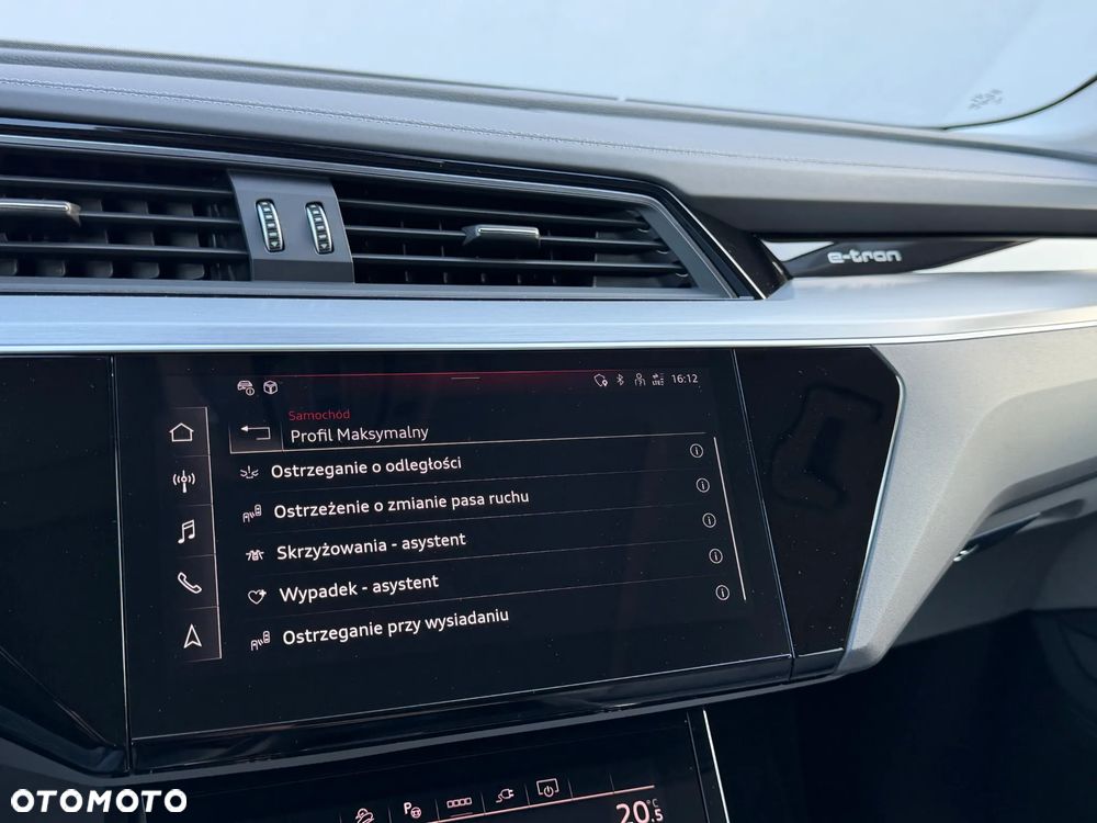 Audi Q8 e-tron 55 114kWh Quattro S Line - 16
