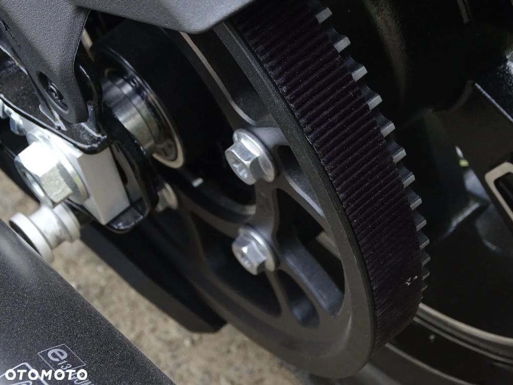 QJMOTOR SRV 600V - 22