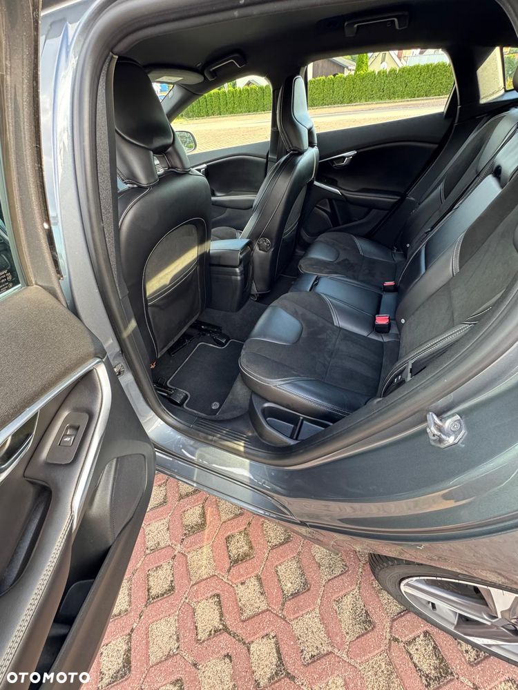 Volvo V40 D3 Drive-E R-Design Kinetic - 12