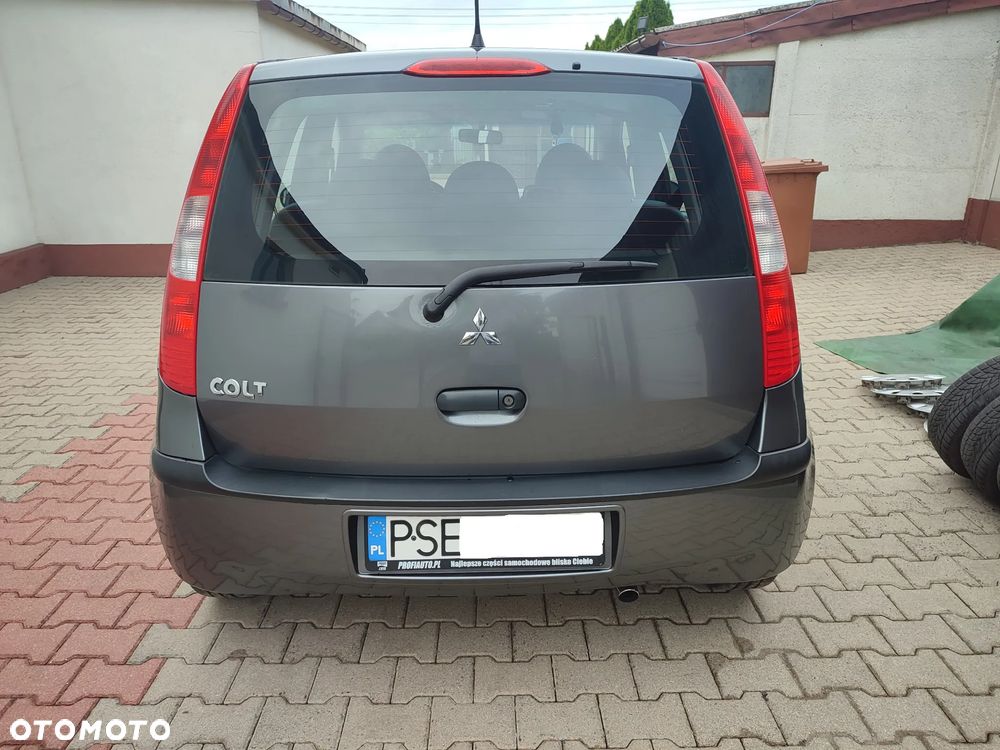 Mitsubishi Colt 1.1 Invite - 4